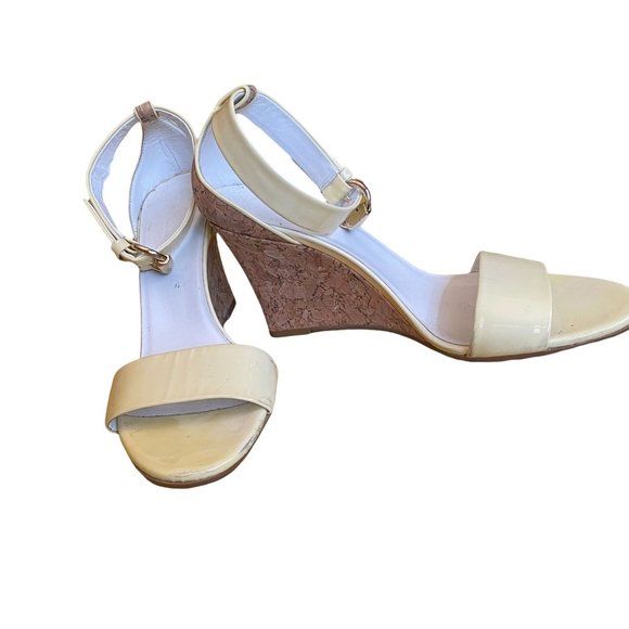 Gucci Yellow Patent Leather Cork Wedge Heels Size 7 - Picture 1 of 12